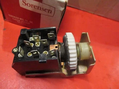 DODGE-CHARGER-CORONET-FURY -SATELITTE -CHRYSLER 1964-1974 -INTERRUPTOR DE FAROS Foto 1 de 4