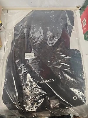 Новые передние и задние черные оригинальные коврики для пола Subaru Legacy 2015–2019 годов выпуска J505SAL102 - Изображение 1 из 3