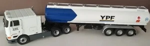 TRU84 INTERNATIONAL EAGLE COE NUOVO 1:43 CAMION AMERICANO YPF - Foto 1 di 3