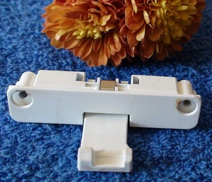 Original OEM Whirlpool Kenmore Waschmaschine Türdeckel Schloss Schlag P# W10714899 - Bild 1 von 3