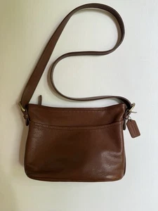 Bolso Bandolera de Hombro COACH WORTH Cuero Camel DE COLECCIÓN Años 90 Estilo 4143 Etiqueta Colgante - Imagen 1 de 13