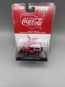 M2 Machines Coca Cola 1966 Ford Bronco mit Schneepflug (9.600 hergestellt) - Bild 1 von 8