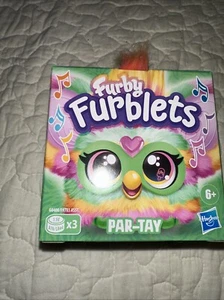FURBY Furblets PAR-TAY Electrónico Mini Juguete de Peluche Llavero Música Fase de Furblets - Imagen 1 de 4