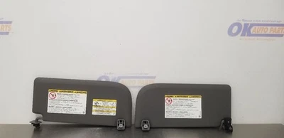 22 CONJUNTO DE QUEBRA SOL FORD F550 SUPER DUTY PAR VINIL CINZA - Imagem 1 de 4