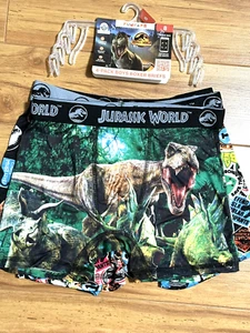 Jurassic World Boys 4 Pack Athletic Stretch Underwear Boxer Briefs Size 8 NEW - Picture 1 of 4