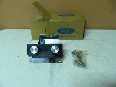 New OEM 1987-1996 Ford L Series & Heavy Truck Wiper Washer Controls   - Image 1 of 4