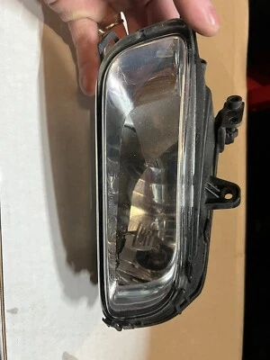 LUZ ANTINIEBLA AUDI A8 S8 DERECHA 2008-2010 OEM PASAJERO  Foto 1 de 4