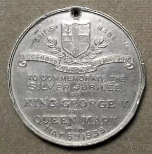 Großbritannien: King George V, Made in British, Silber Jubiläum 1935. Weißmetall, hf - Bild 1 von 2