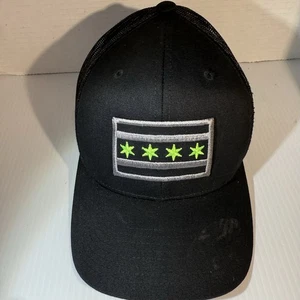 Chicago City Flag Embroidered Patch SnapBack Black Grey Green Mesh Trucker Hat - Picture 1 of 11