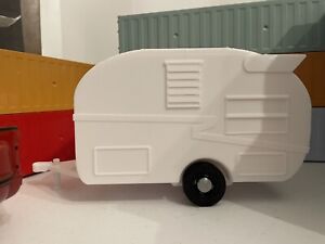 3D Printed Trailer Camper Hitch and Tow 1/18 Scale - 3500, Shasta style