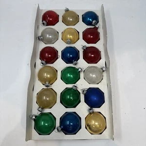 Vintage Pyramide Glas Weihnachtsschmuck 18 runde Kugeln 2 1/2" mehrfarbig - Bild 1 von 11