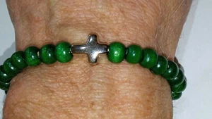 Bracciale uomo o donna con croce santa grani tondi verdi mm6 braccialetto - Imagen 1 de 5