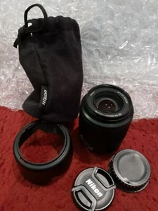 Nikon AF-S NIKKOR 55-200mm DXf/4-5.6 G ED Lens - Picture 1 of 9