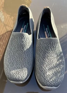 💕Skechers Relaxed Fit Scarpe da Ginnastica Slip On in Memory Foam Raffreddate ad Aria - Taglia 4 💕 - Foto 1 di 8