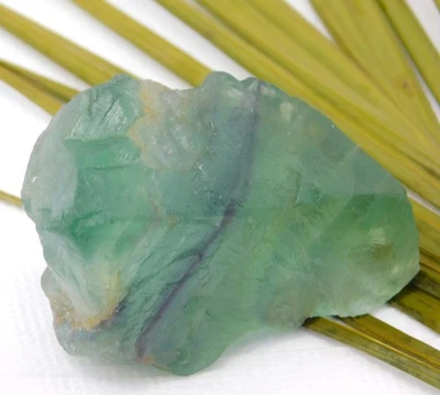 Piedra preciosa suelta transparente de fluorita natural de 294,80 quilates certificada en bruto Foto 1 de 4