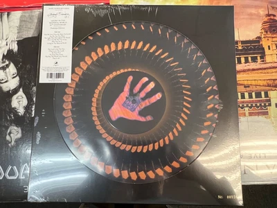 GEORGE HARRISON LIVING IN THE MATERIAL WORLD ZOETROPE EDITION BLACK FRIDAY RSD - Image 1 of 2