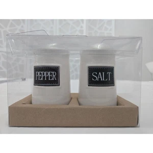 THC Salt & Pepper Shaker Set Black White OS Modern Kitchen Bar  - Picture 1 of 1