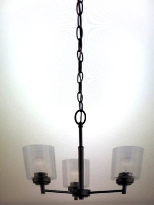 Lámpara de araña moderna de 3 luces en bronce antiguo Kichler Lighting 44029 OZ Winslow Foto 1 de 4