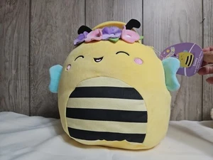 SQUISHMALLOW, Bee "SUNNY" plush Easter Basket, eyes closed, NWT, 2024 - Picture 1 of 20