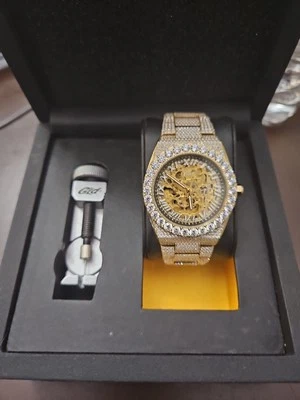 42 mm Iced Alpha Era® Skeleton Gold Foto 1 de 4