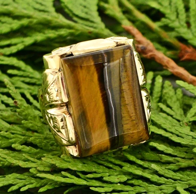 10k Yellow Gold Heavy Setting Large Tiger Eye Gemstone Ring Size 10.25 - Image 1 of 4