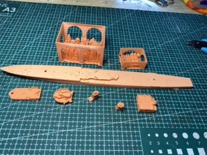 1/700 French Cruiser La Galissonnière(full Hull/waterline) - Picture 1 of 8