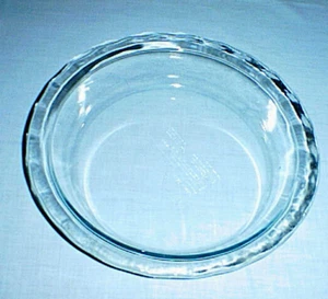Plato para hornear pastel plato profundo con borde estriado/volantes de vidrio tinte azul PYREX 9 1/2" #C209 - Imagen 1 de 3