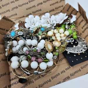Vintage To Now Wearable Craft Repair Jewelry Lot Packed Small Flat Rate Lot AL1 - Picture 1 of 6