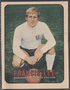 A & B C FOOTBALLERS, Pin Ups FRANCIS LEE Manchester City Size 5.1/2" x 4.1/4 "
