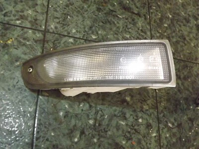 OEM 98-02 Mazda Millenia front right turn signal light Stanley 045-4107 R FR V2B - Image 1 of 4