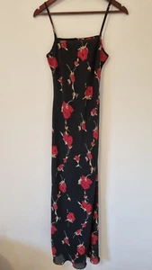 Bay size 10 black dress with red flowers - Picture 1 of 2