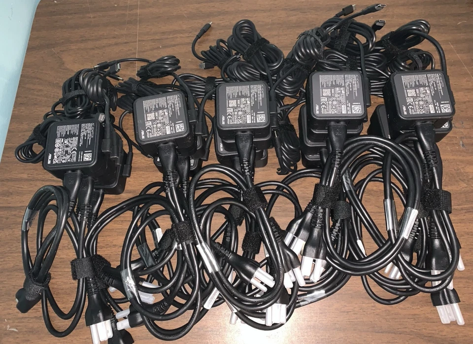 USB-C Dell HP Lenovo Laptop Charger Type C Genuine OEM Chargers 45W  Lot - 24 - Image 1 of 4