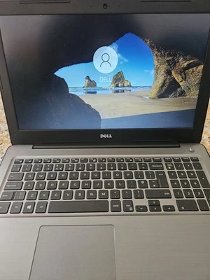 DELL Laptop (used) - Image 1 of 4