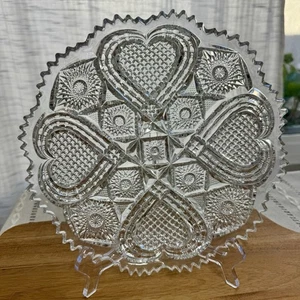 Antik Imperial Glas Nucut Herz Motiv Runde Tiefe Platte ABP Sägezahnrand - Bild 1 von 10