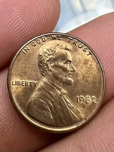1982 Lincoln Memorial Penny Rare Condition Mint Errors DDO DDR Fine Brilliant BU - Picture 1 of 18
