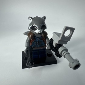 Lego Rocket Raccoon Minifigure Guardians of the Galaxy Marvel w/ Plate