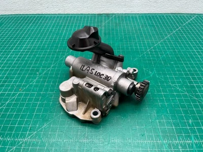 11-17 AUDI A4 A5 A6 Q5 A6 TT 2.0L ENGINE OIL PUMP OEM - Image 1 of 4