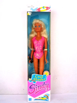 Hasbro Sindy Cool Shades Fashion Doll 1990s Boxed NRFB Rare - Image 1 of 4