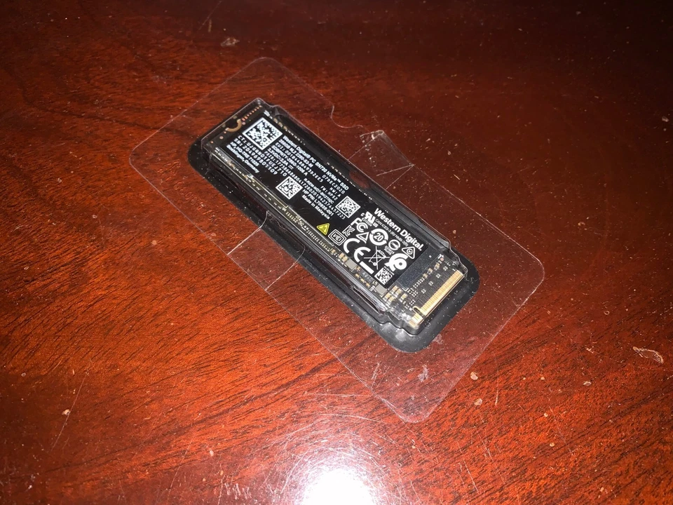 HARD DISK SOLIDO SSD 256 GB WESTERN DIGITAL NVME PCI-E 2280 6.0 GB/s PC NOTEBOOK - Immagine 1 di 1