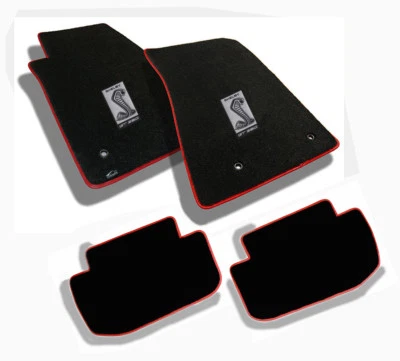 ¡Nuevo! Juego de alfombrillas Mustang 2015-2024 negras Shelby Cobra GT350 insignia emblema rojo B Foto 1 de 4