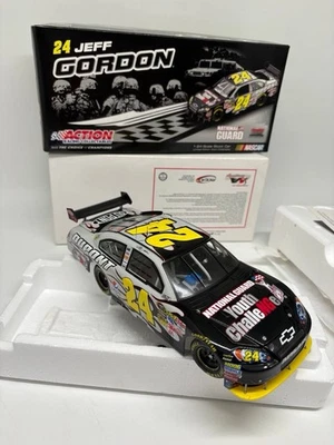 Jeff Gordon #24 Guardia Nacional Año del Suboficial 2009 Impala SS  Foto 1 de 4