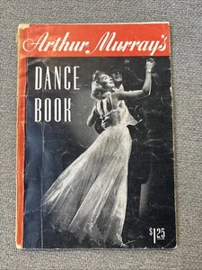 1940’s Vintage Arthur Murray's Dance Book - Foto 1 di 16