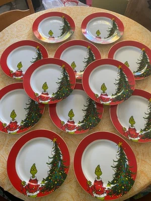 Nuevo Juego de 12 - Platos de Cena de Navidad Grinch Foto 1 de 4