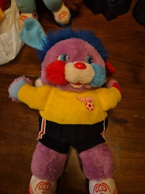 Peluche transformador de jugador de fútbol Mattel Popples Popple 1986 vintage años 80 cabello divertido Foto 1 de 4