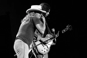 LYNYRD SKYNYRD Ronnie Van Zandt & Gary Rossington • 16.10.1977 - Bild 1 von 1