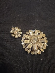 Rhinestone Brooch Set 1 Large 1 Small Clear With Silver Metal Costume Statement - Picture 1 of 16