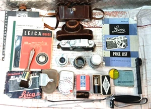 Vintage Leica D.R.P. Ernst Leitz Wetzlar Camera Germany #625742 W/EXTRAS - Picture 1 of 18