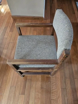 6 Piece chair set. Made by "This End Up" 2 with arms recently re-upholstered - Image 1 of 2