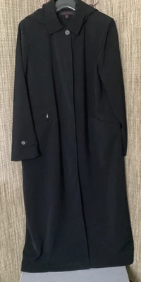 Gabardina negra de un solo pecho Anne Klein usada en excelente estado espaciosa talla 12 + Foto 1 de 4