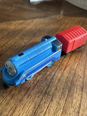 Thomas & Friends TrackMaster Shooting Star Gordon Motorizado Tren - Funciona Foto 1 de 4